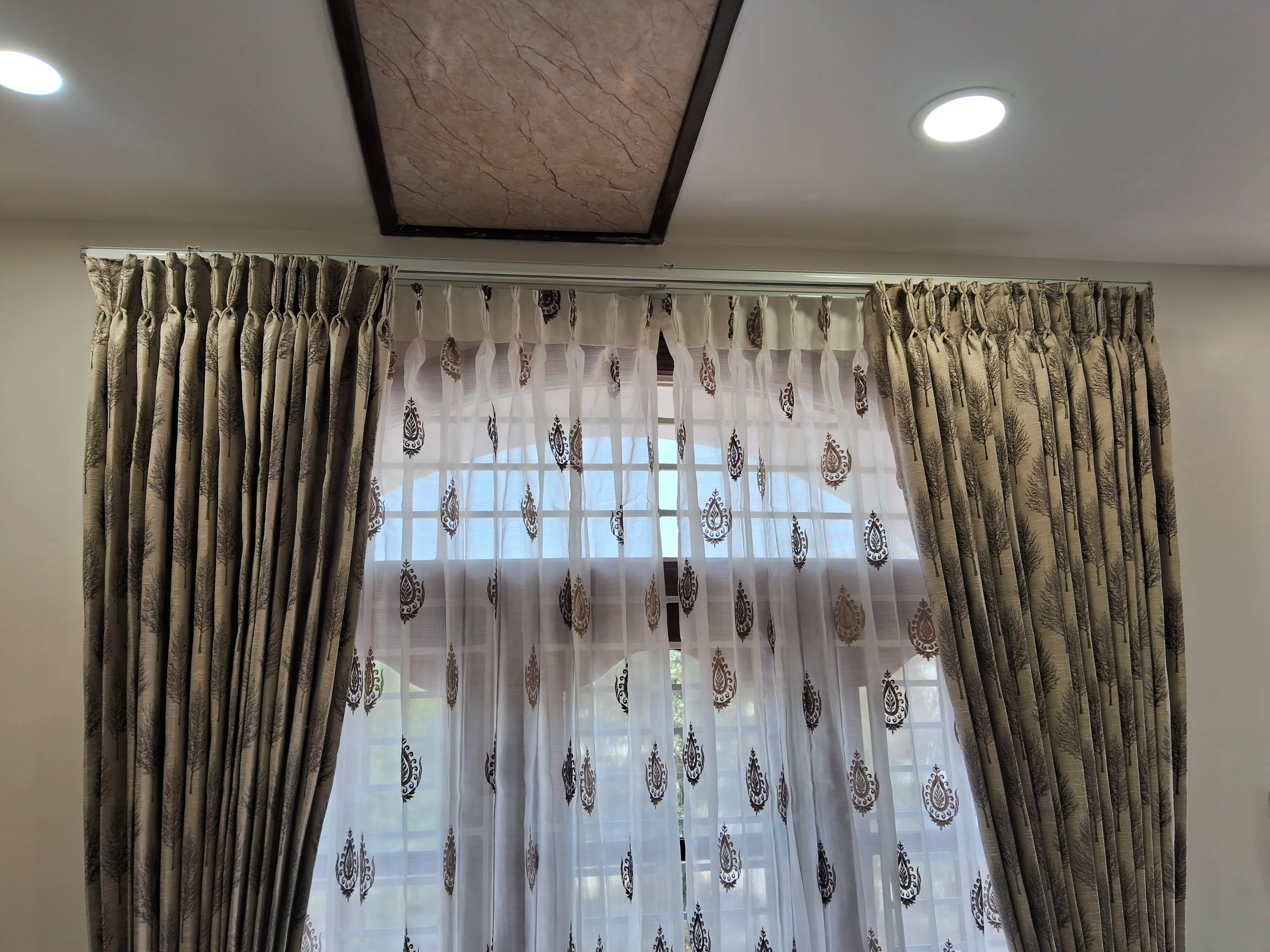 Modern zebra blinds installation Odugathur