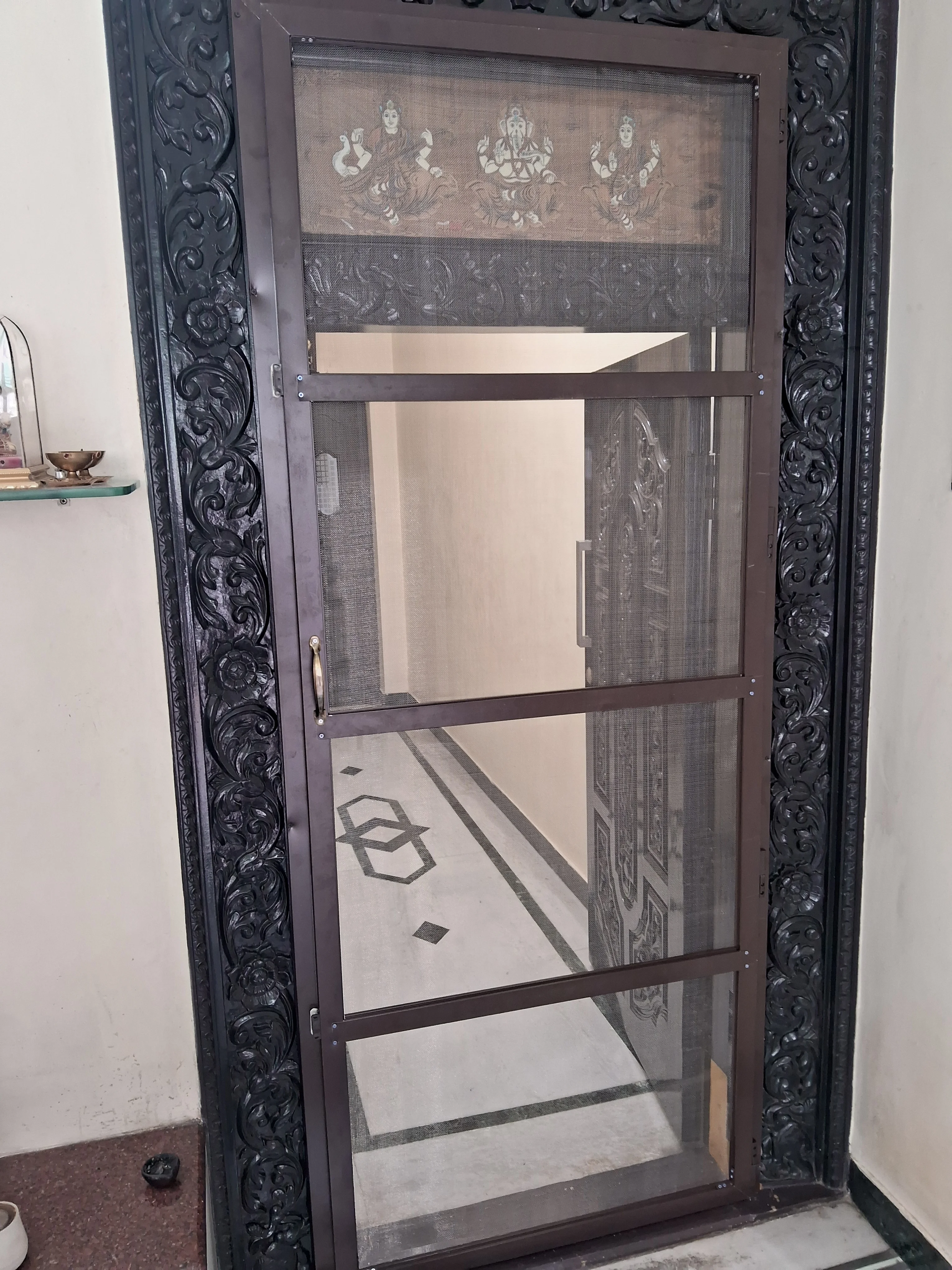 Elegant curtains for home interiors